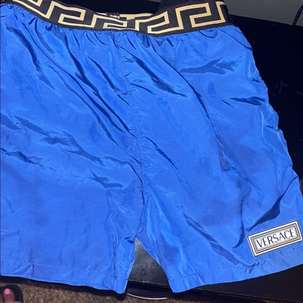 Runs small. Great condition only wore twice.